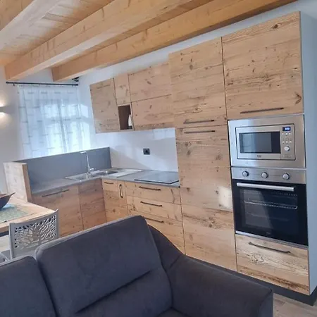 Mansarda Vale E Schena Con Vasca Idromassaggio 4 Posti Letto A Cortina D'ampezzo Lägenhet *