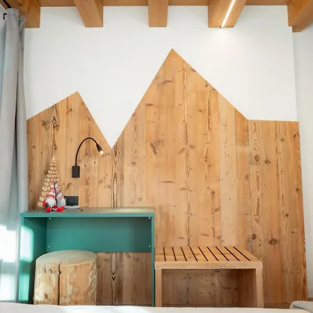 Mansarda Vale E Schena Con Vasca Idromassaggio 4 Posti Letto A Cortina D'ampezzo Lägenhet *