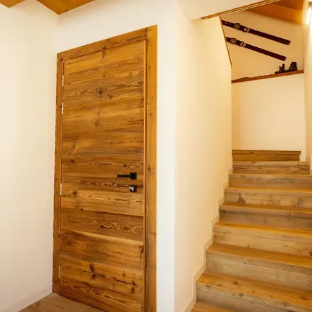 Mansarda Vale E Schena Con Vasca Idromassaggio 4 Posti Letto A Cortina D'ampezzo *