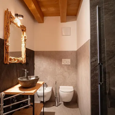 Lägenhet Mansarda Vale E Schena Con Vasca Idromassaggio 4 Posti Letto A Cortina D'ampezzo San Vito di Cadore