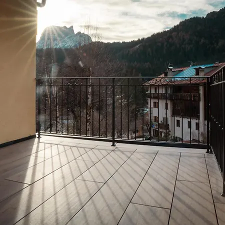 Mansarda Vale E Schena Con Vasca Idromassaggio 4 Posti Letto A Cortina D'ampezzo
