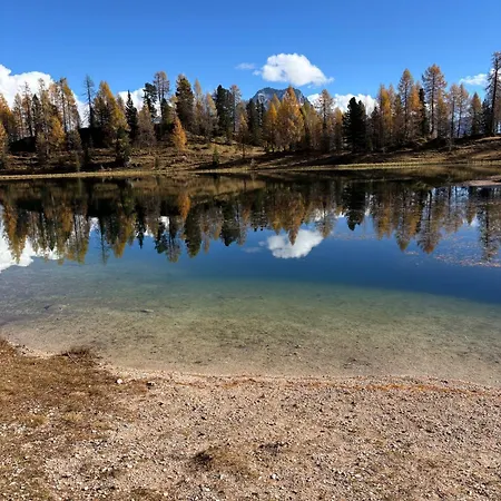 Mansarda Vale E Schena Con Vasca Idromassaggio 4 Posti Letto A Cortina D'ampezzo Lägenhet *